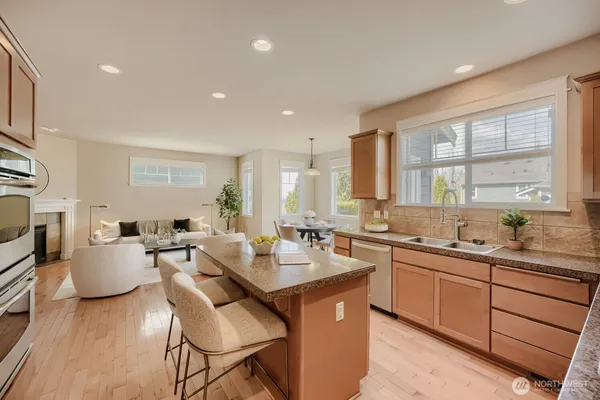 $1,830,000 | 2972 Northeast Marquette Way, Issaquah, WA 98029
