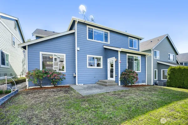 $1,830,000 | 2972 Northeast Marquette Way, Issaquah, WA 98029