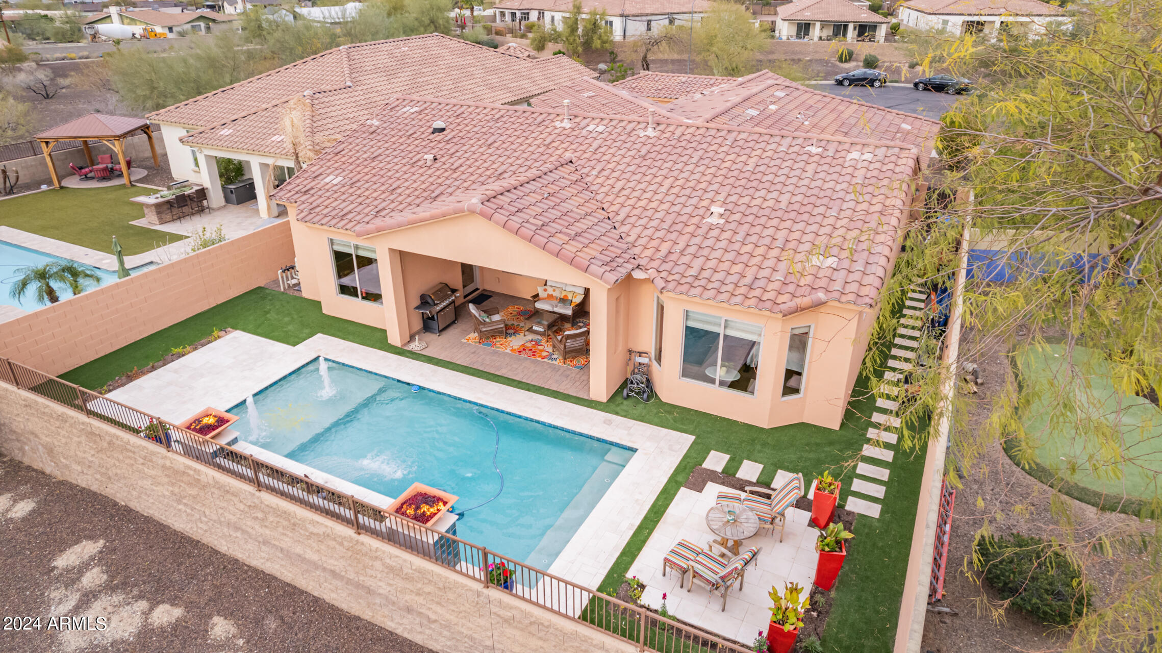 107 East Summerside Road Phoenix, AZ 85042 - Photo 12 of 51 AMAZING COMPOUND!