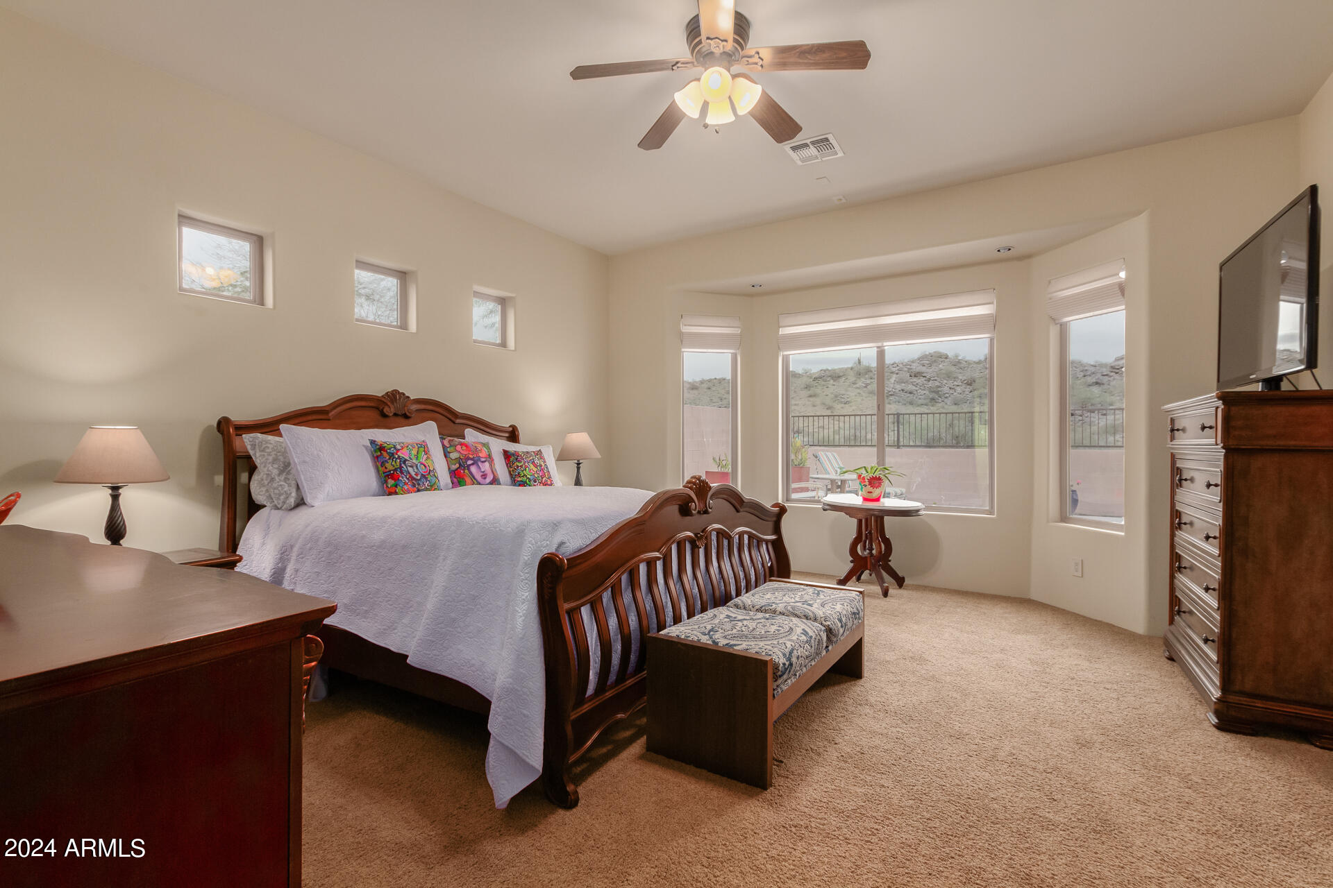 107 East Summerside Road Phoenix, AZ 85042 - Photo 13 of 51 PRIMARY SUITE