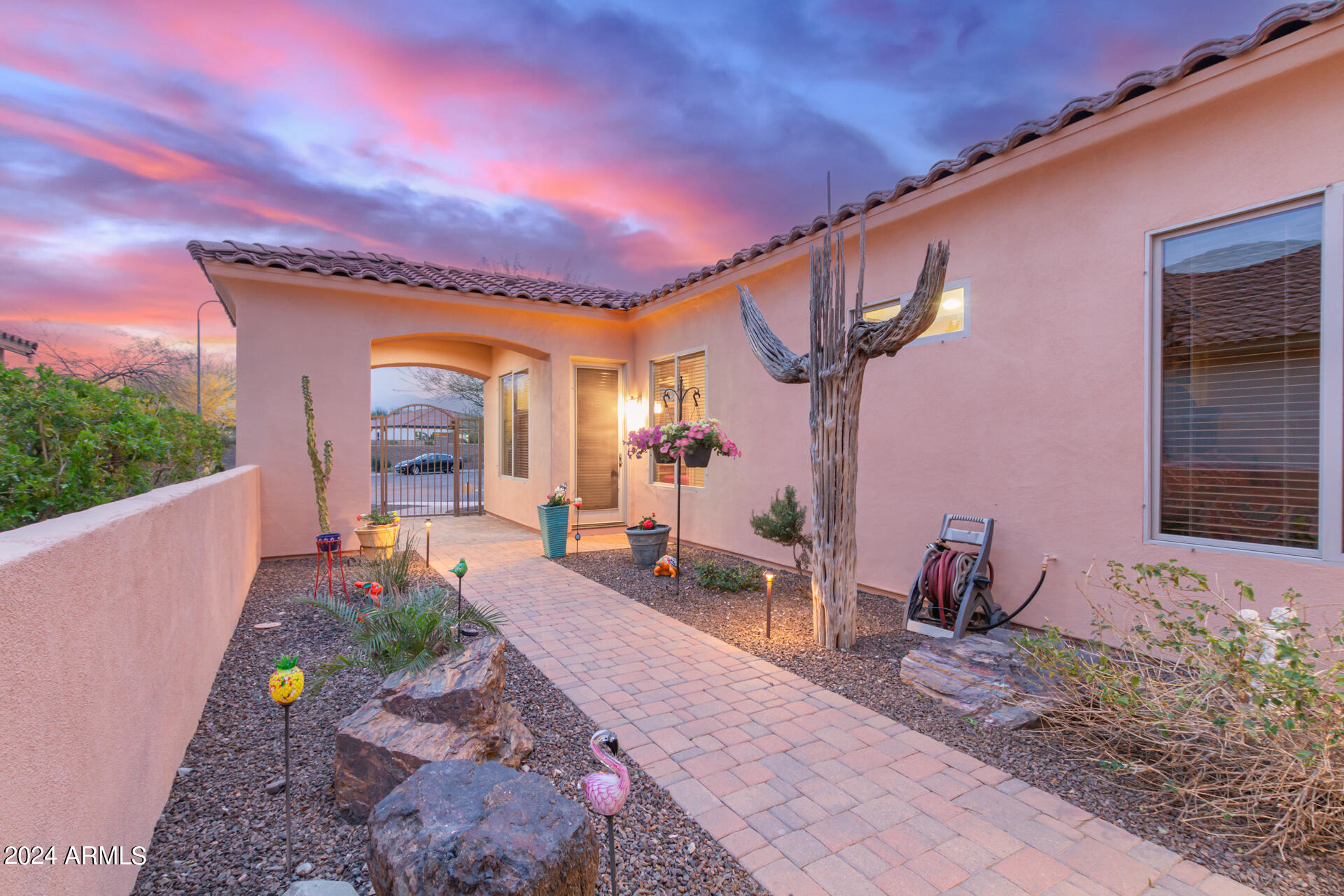 107 East Summerside Road Phoenix, AZ 85042 - Photo 26 of 51 COURTYARD