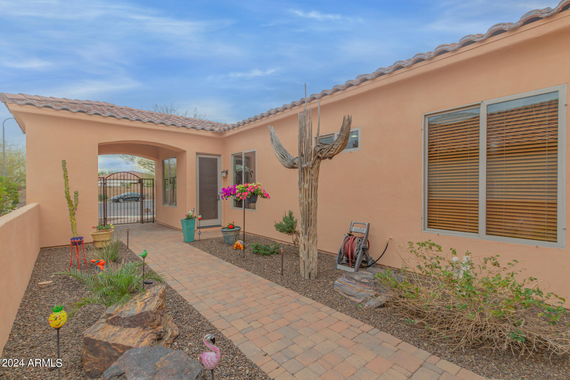 107 East Summerside Road Phoenix, AZ 85042 - Photo 28 of 51 COURTYARD