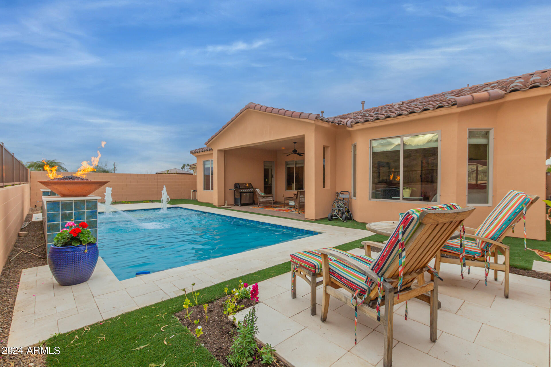 107 East Summerside Road Phoenix, AZ 85042 - Photo 45 of 51 OUTDOOR SEATING AREA