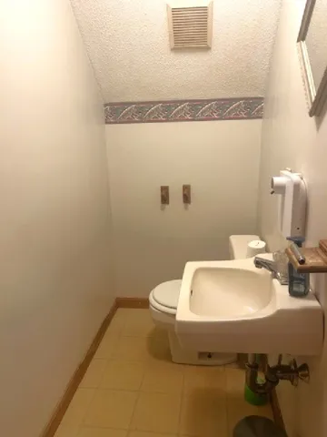 $335,000 | 321 Doe Valley Road, Athol, MA 01331