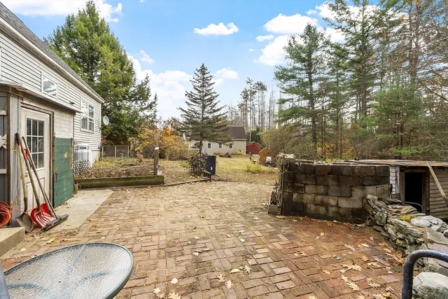 $335,000 | 321 Doe Valley Road, Athol, MA 01331