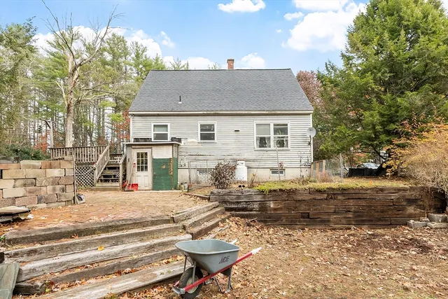 $335,000 | 321 Doe Valley Road, Athol, MA 01331