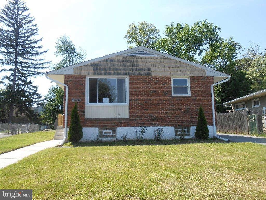 6820 Westridge Road Baltimore, MD 21207 - Photo 1 of 13 Exterior (Front)