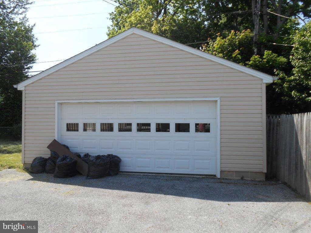 6820 Westridge Road Baltimore, MD 21207 - Photo 11 of 13 Exterior (General)