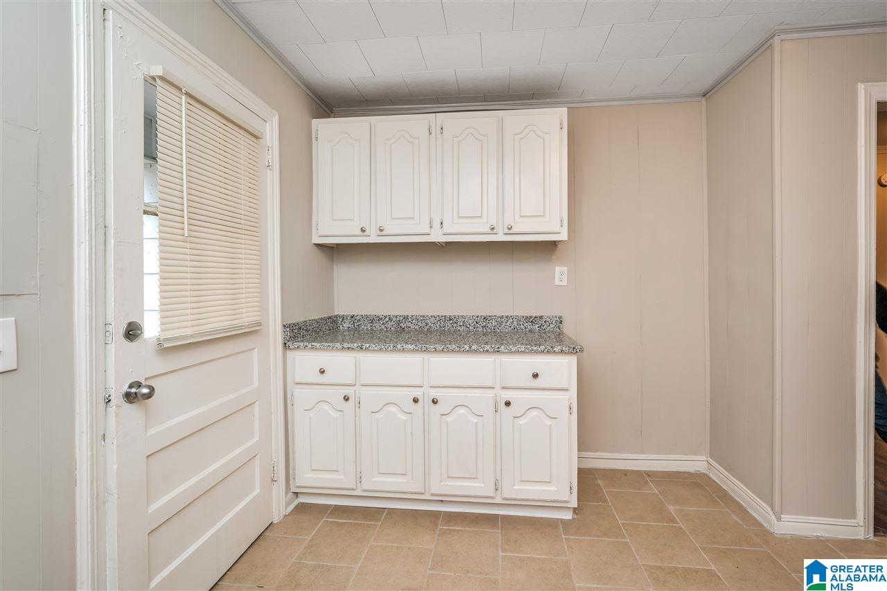 2207 Indiana Avenue Jasper, AL 35501 - Photo 7 of 22