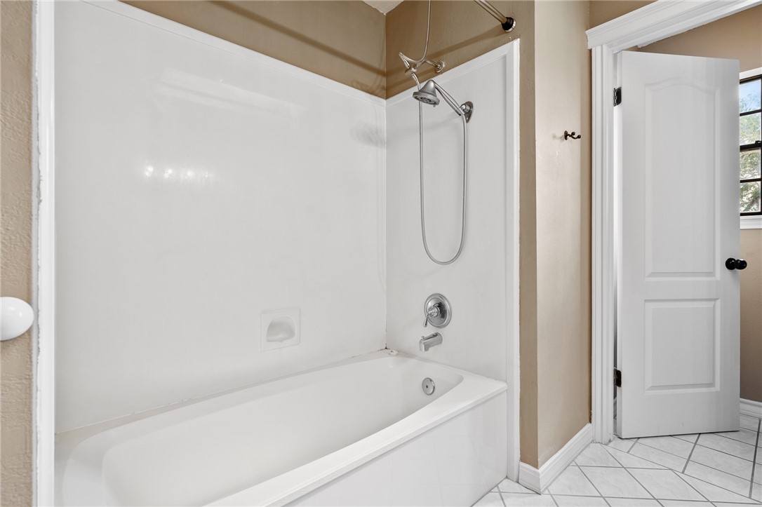 4177 Bobwhite Road Robstown, TX 78380 - Photo 21 of 32