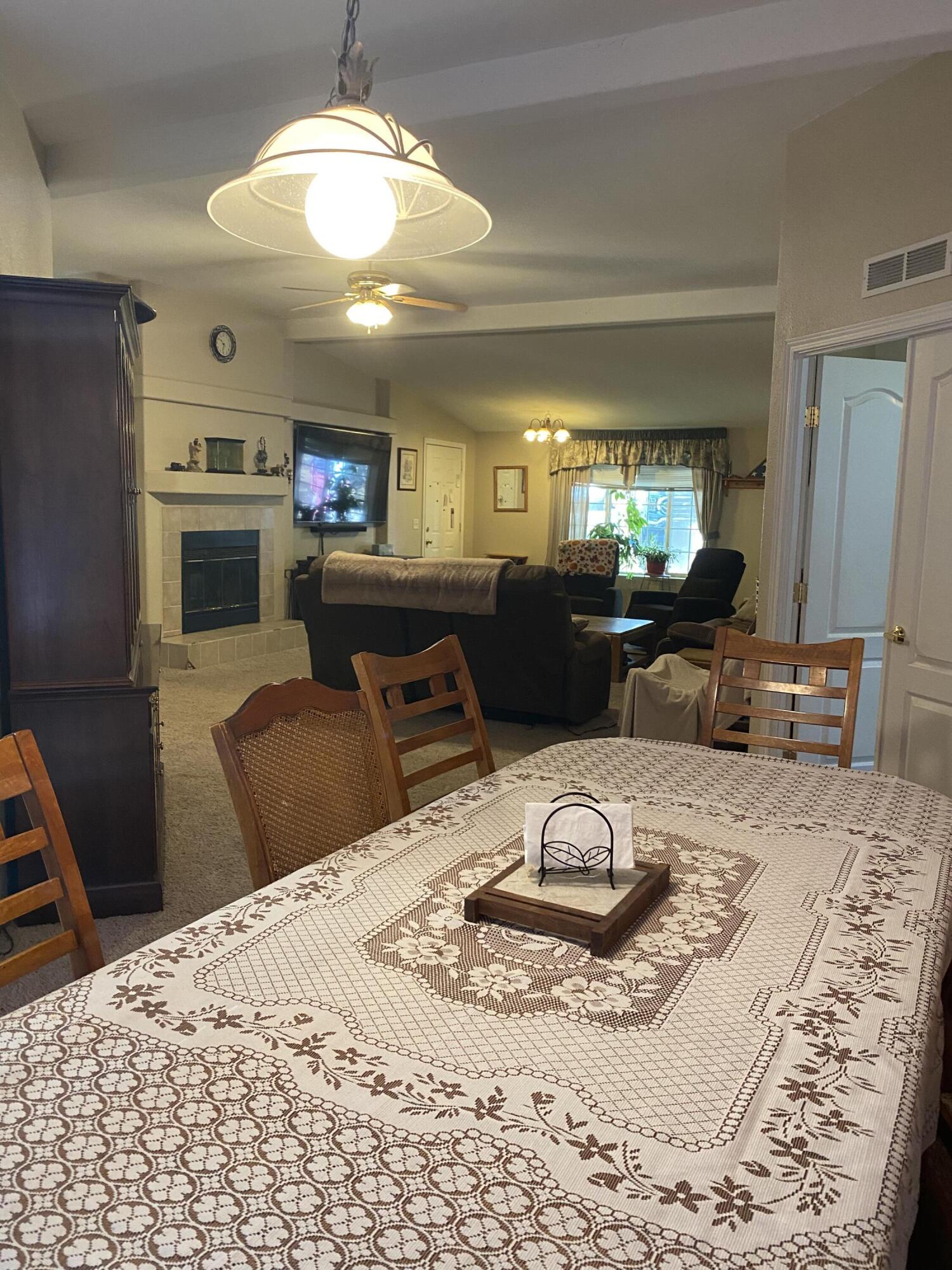 2153 Swingle Road Trail, OR 97541 - Photo 8 of 32 Dining Room