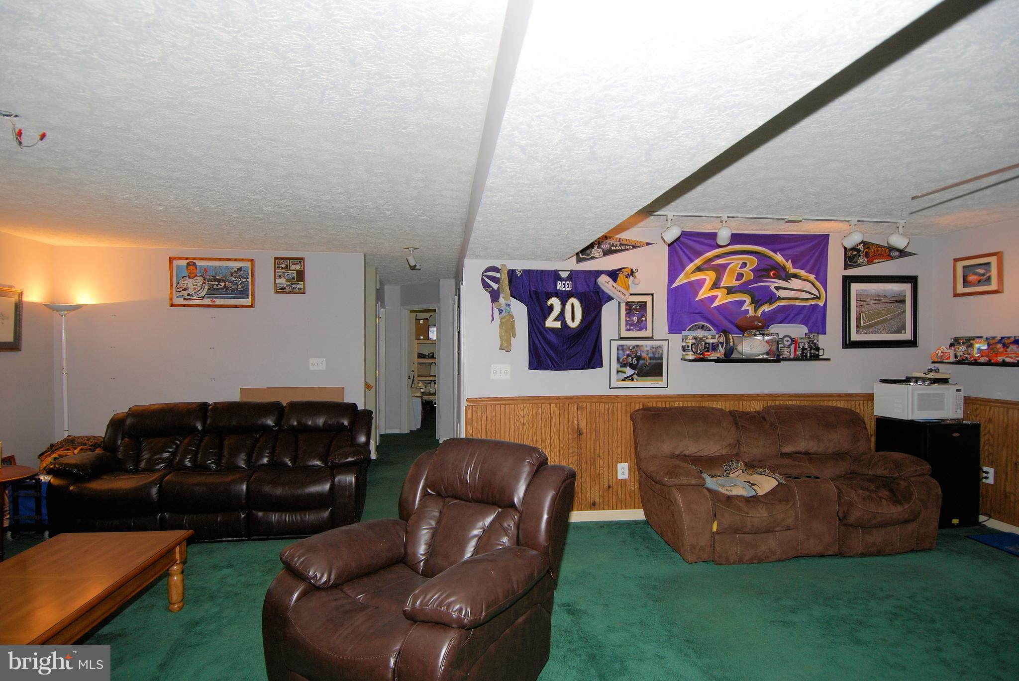 2805 Emmorton Road Abingdon, MD 21009 - Photo 13 of 28 Family Room
