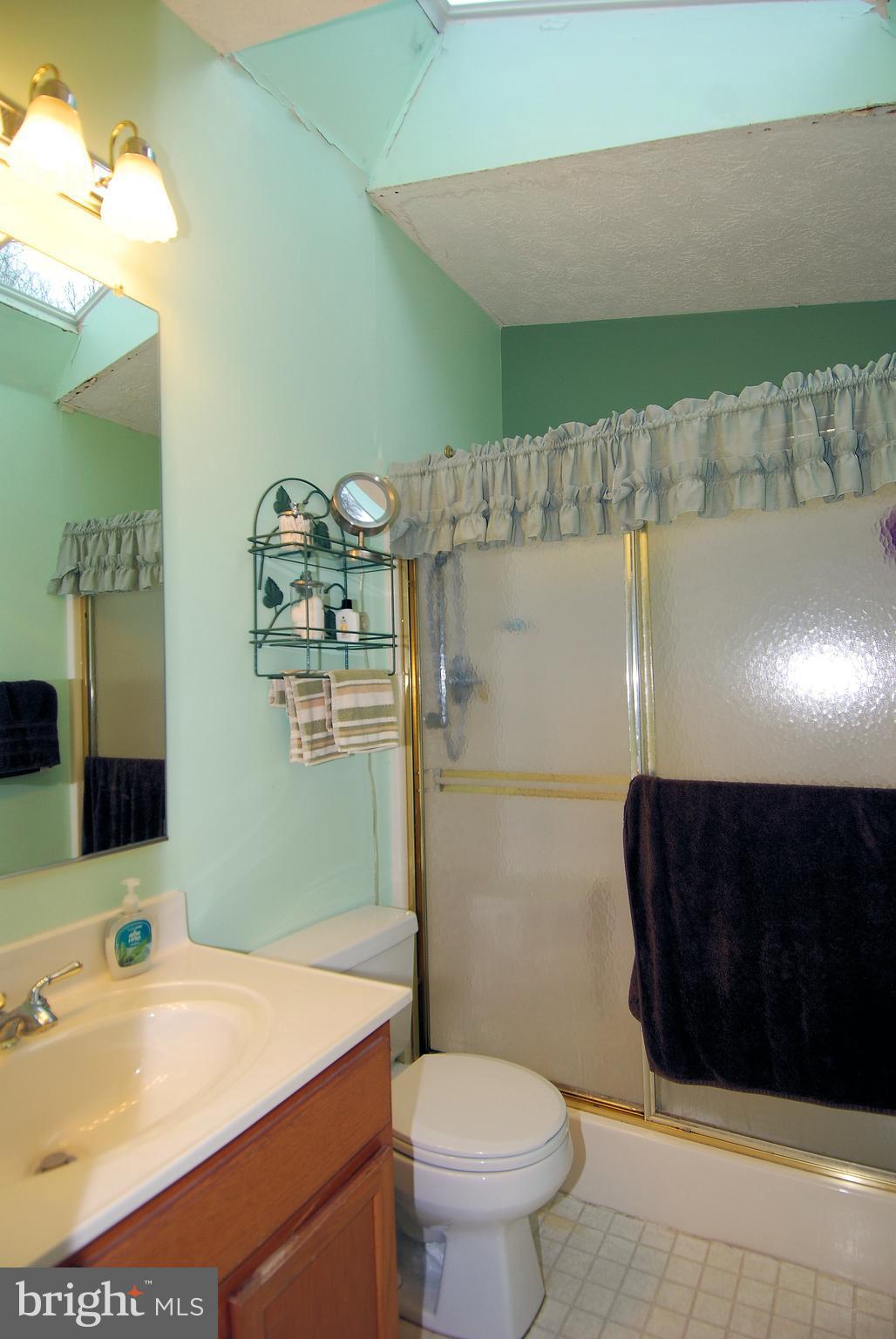 2805 Emmorton Road Abingdon, MD 21009 - Photo 18 of 28 Bath