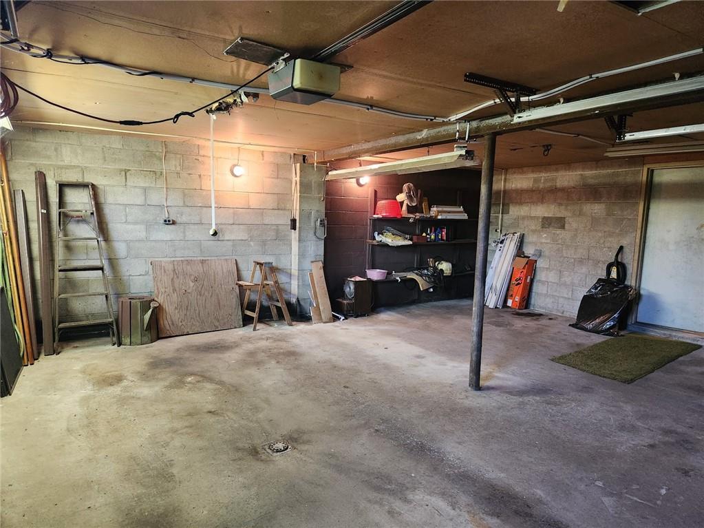 935 Rockdale Road Butler, PA 16002 - Photo 26 of 34 a view of a room with gym equipment