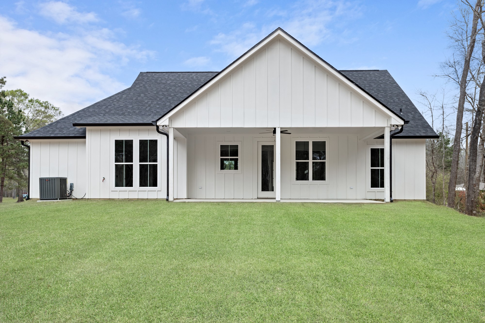 1130 Lyndale Street Vidor, TX 77662 - Photo 39 of 44 Grass altered