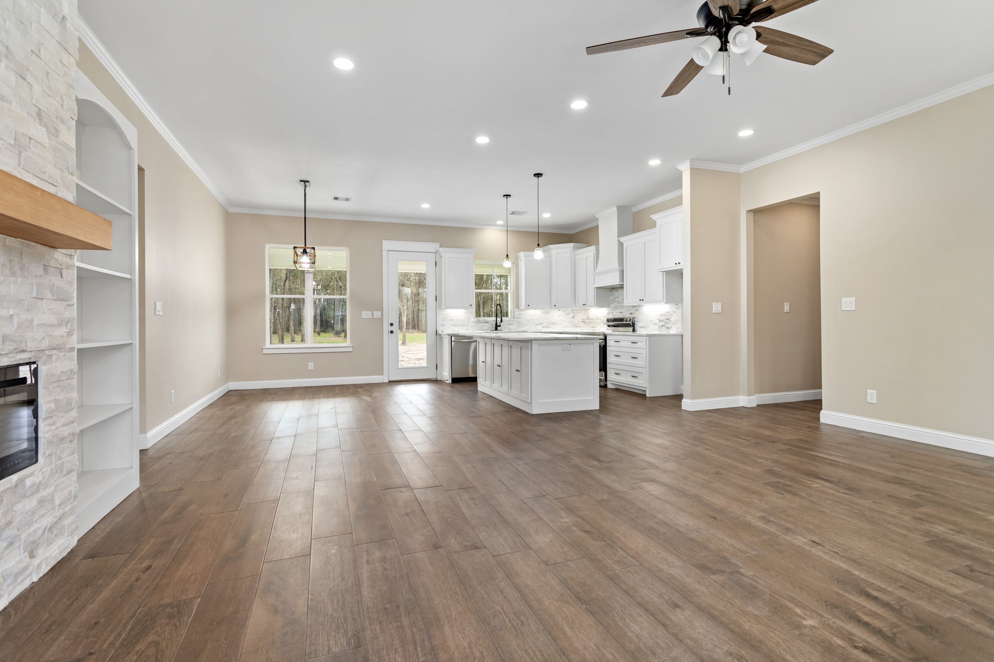 1130 Lyndale Street Vidor, TX 77662 - Photo 10 of 44