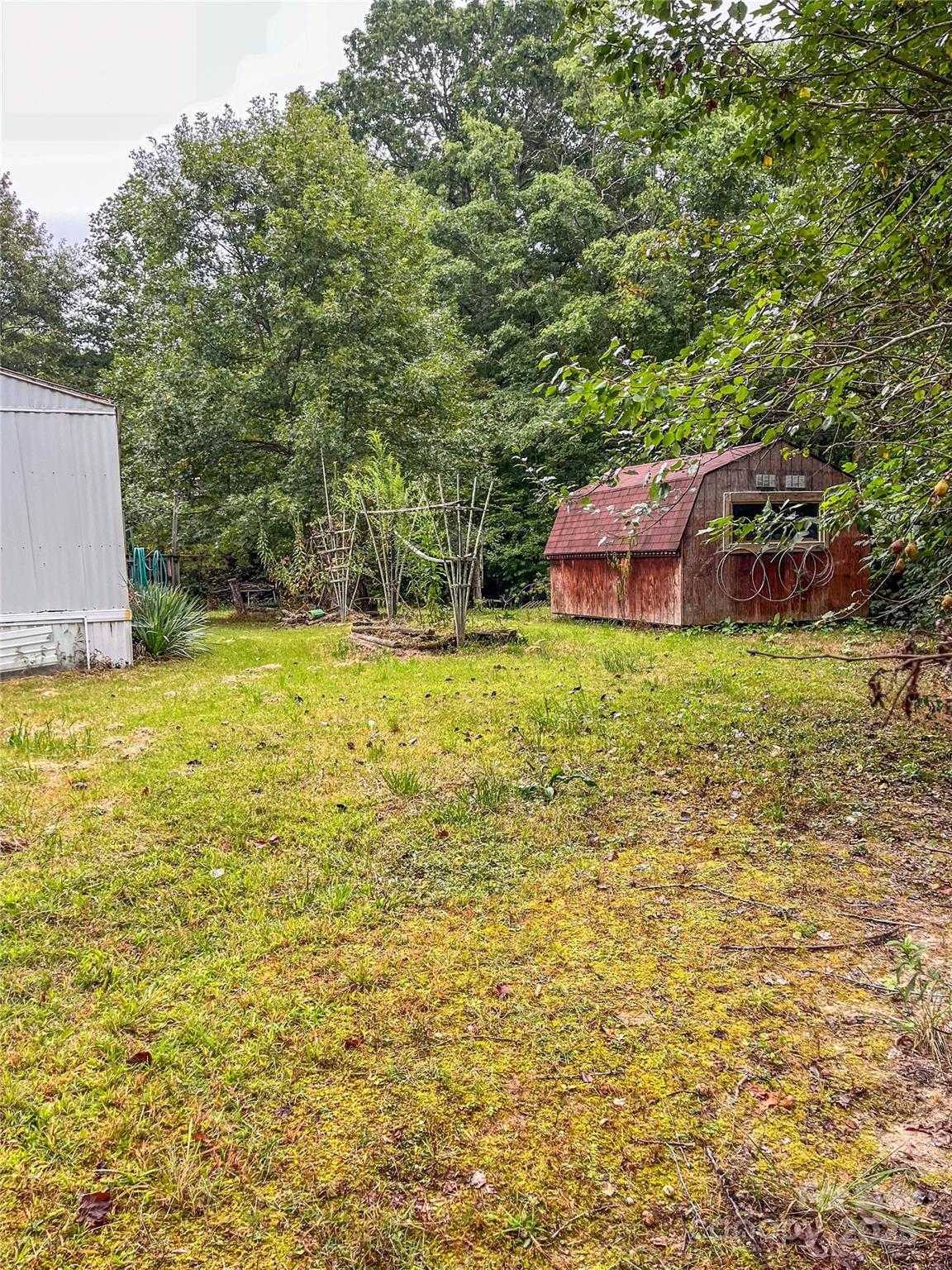 17 Howell Road Brevard, NC 28712 - Photo 13 of 14 Gallery Image 13