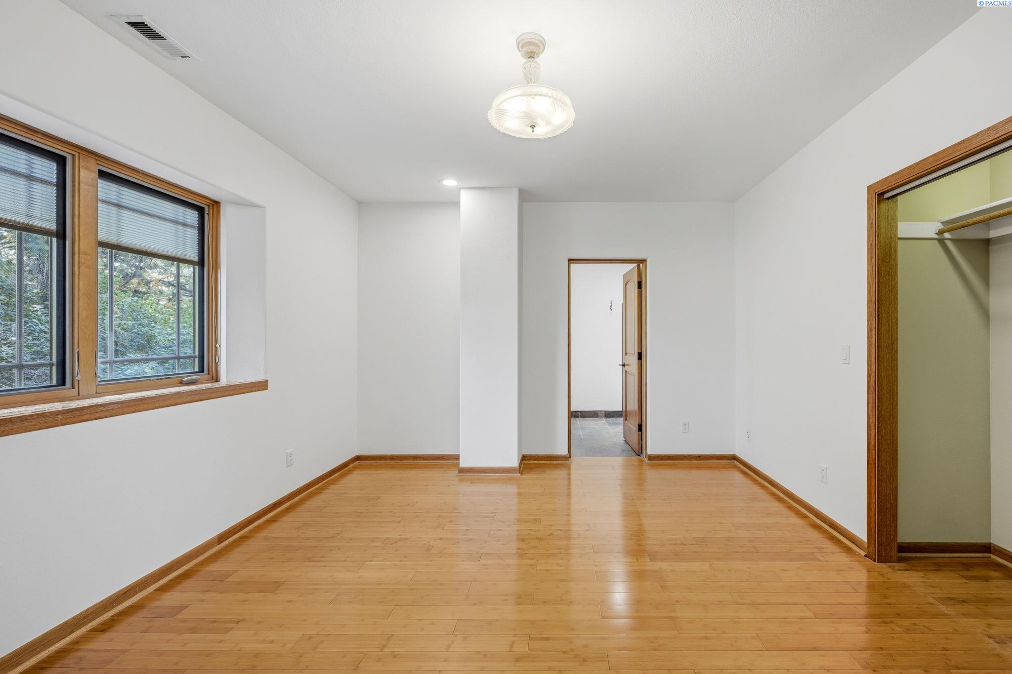 651 Klemgard Road Pullman, WA 99163 - Photo 29 of 50 Gallery Image 29