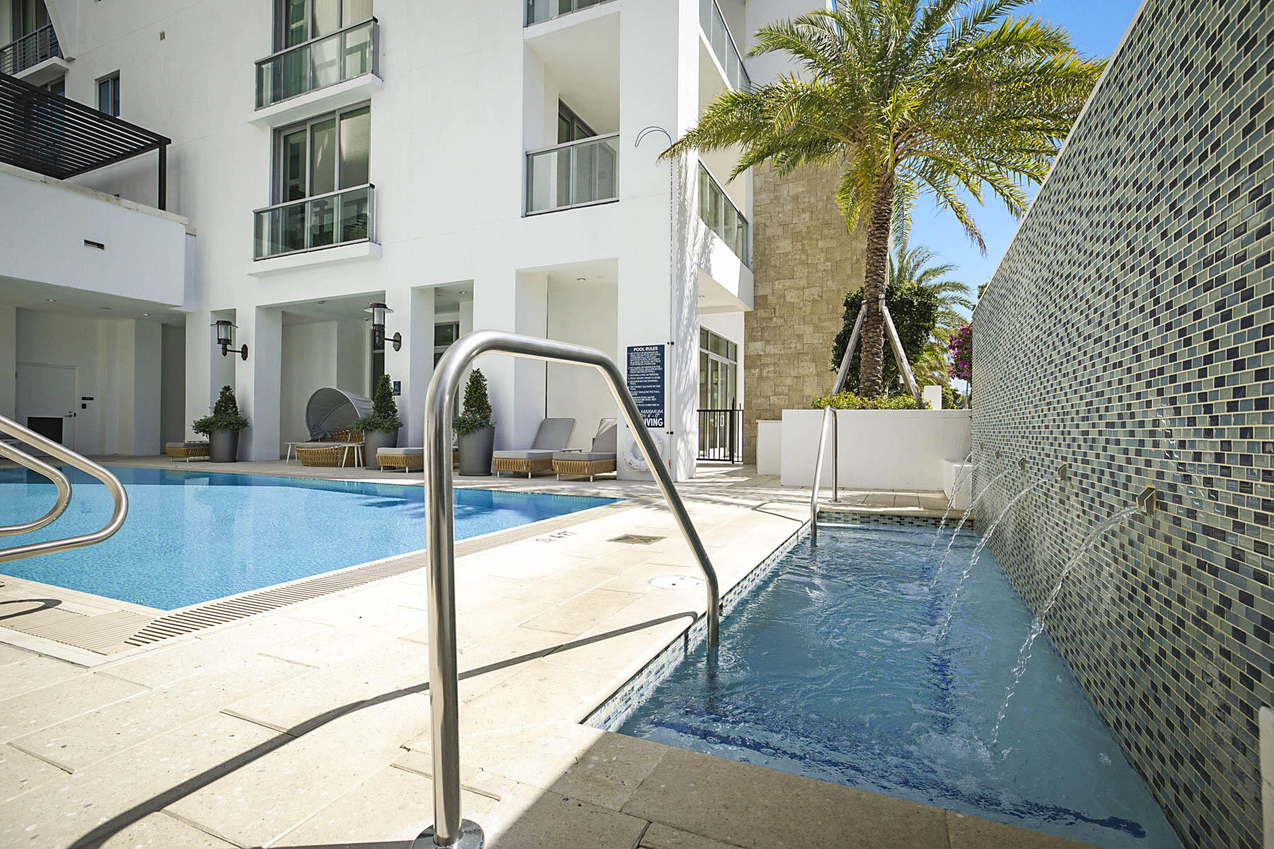 485 East Royal Palm Road, Unit 804 Boca Raton, FL 33432 - Photo 44 of 50 POOL DECK AND SPA