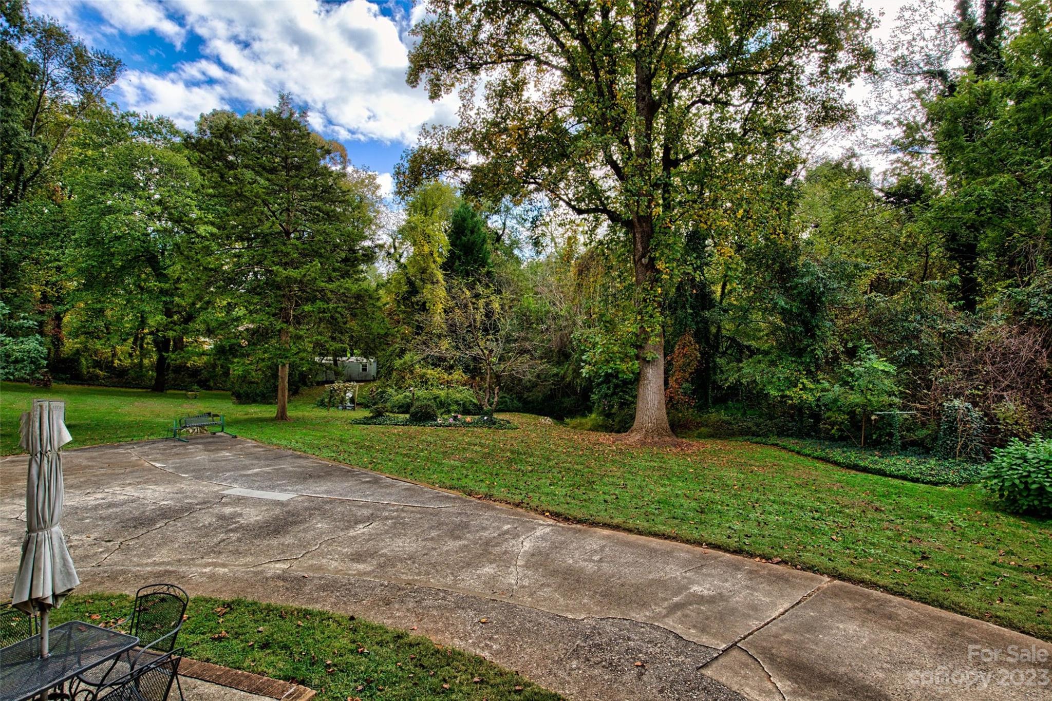 212 5th Street Northeast Conover, NC 28613 - Photo 6 of 23