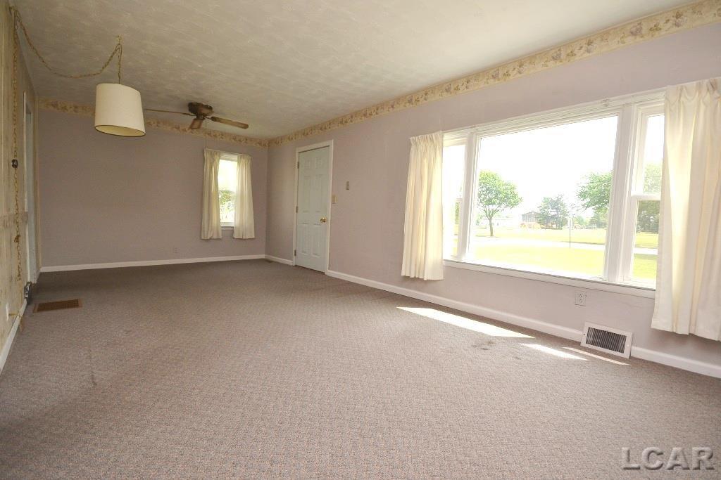 207 West Russell Road Tecumseh, MI 49286 - Photo 2 of 36 50043196-1.JPG