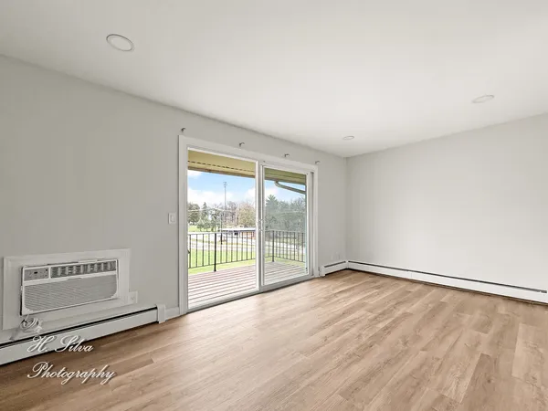 $1,550 | 5 Arrowhead Drive, Unit 36, Algonquin, IL 60102