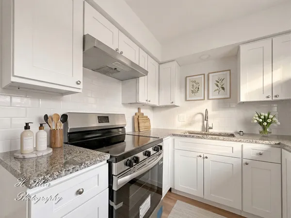 $1,550 | 5 Arrowhead Drive, Unit 36, Algonquin, IL 60102