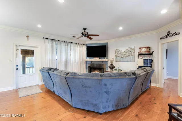 $425,000 | 133 St Ignatius Circle, Cankton, LA 70584