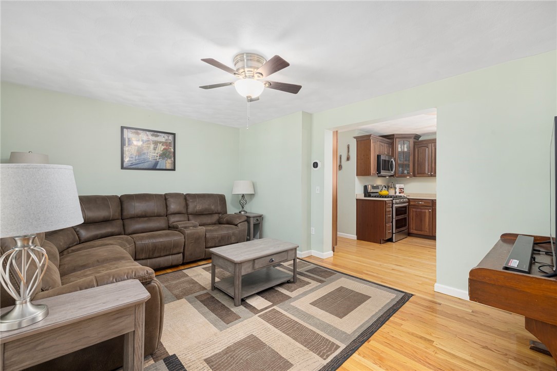 63 Talbut Road Scituate, RI 02831 - Photo 13 of 36