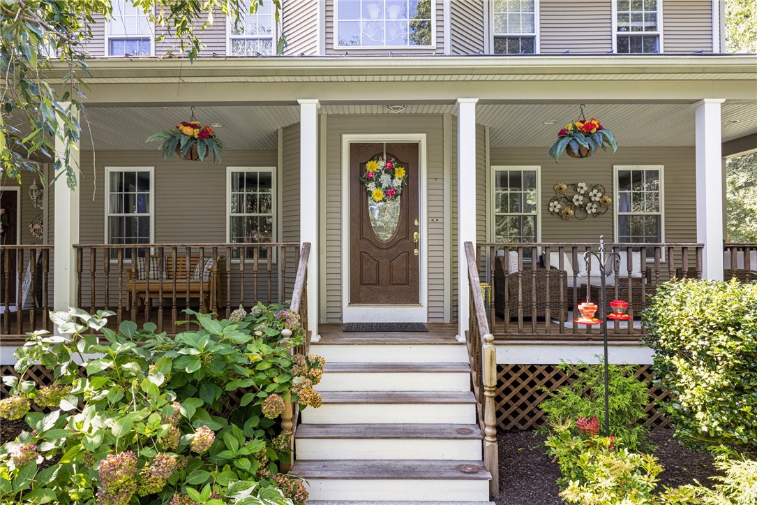 63 Talbut Road Scituate, RI 02831 - Photo 4 of 36