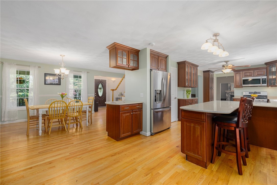 63 Talbut Road Scituate, RI 02831 - Photo 10 of 36
