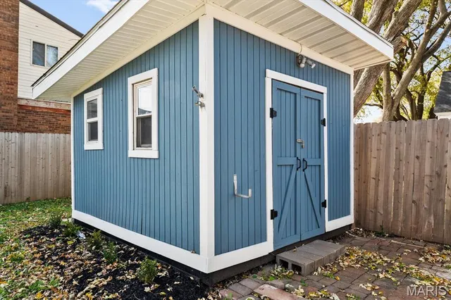 $299,900 | 201 West Washington Street, O'Fallon, IL 62269