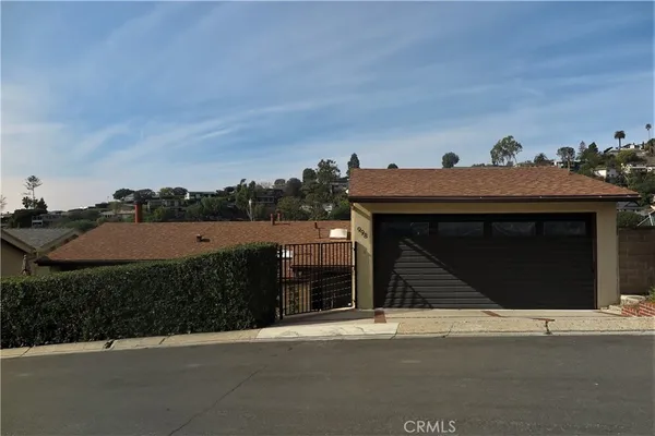 $6,200 | 998 Oriole Drive, Laguna Beach, CA 92651