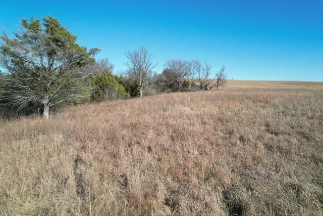 $255,000 | 357 Highway 54, Eureka, KS 67045