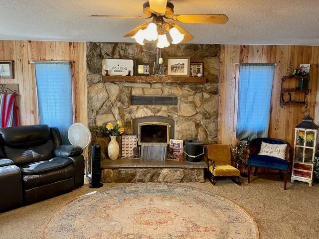 $255,000 | 357 Highway 54, Eureka, KS 67045