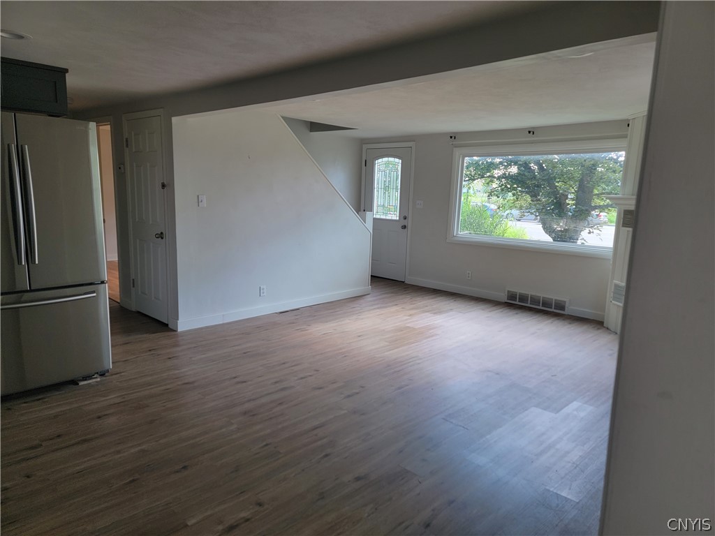 7151 Morgan Road Clay, NY 13090 - Photo 6 of 14