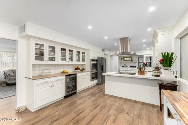 $572,900 | 5624 West Morten Avenue, Glendale, AZ 85301