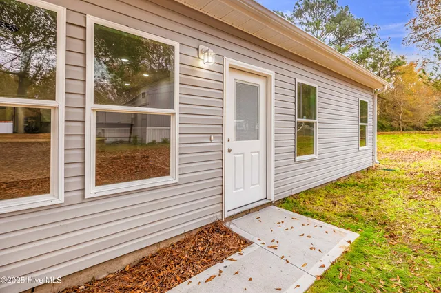 $299,000 | 1350 Croomsbridge Road, Burgaw, NC 28425