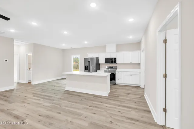 $299,000 | 1350 Croomsbridge Road, Burgaw, NC 28425