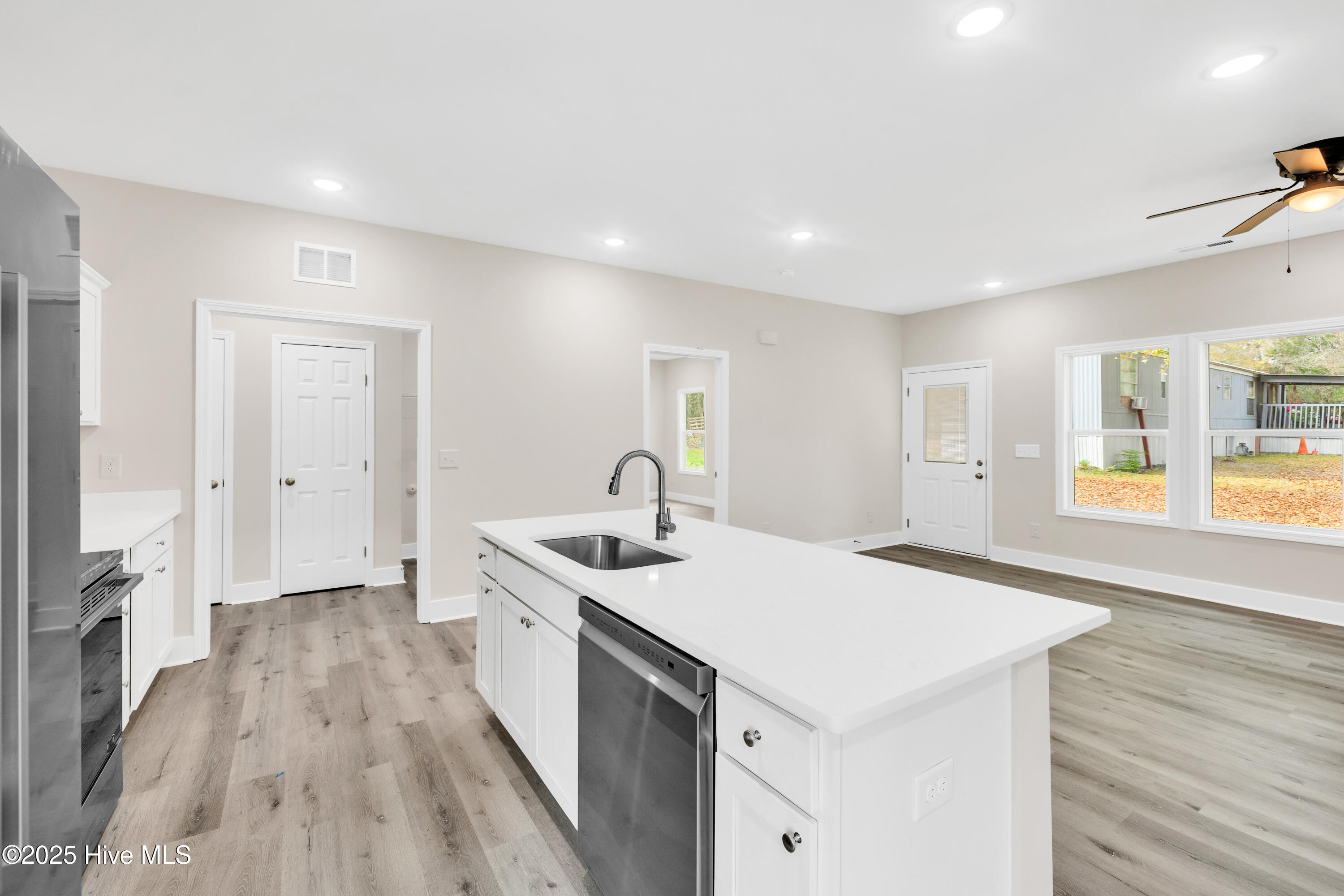 1350 Croomsbridge Road Burgaw, NC 28425 - Photo 16 of 37 1Q3A0400