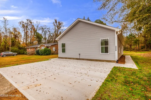 $299,000 | 1350 Croomsbridge Road, Burgaw, NC 28425