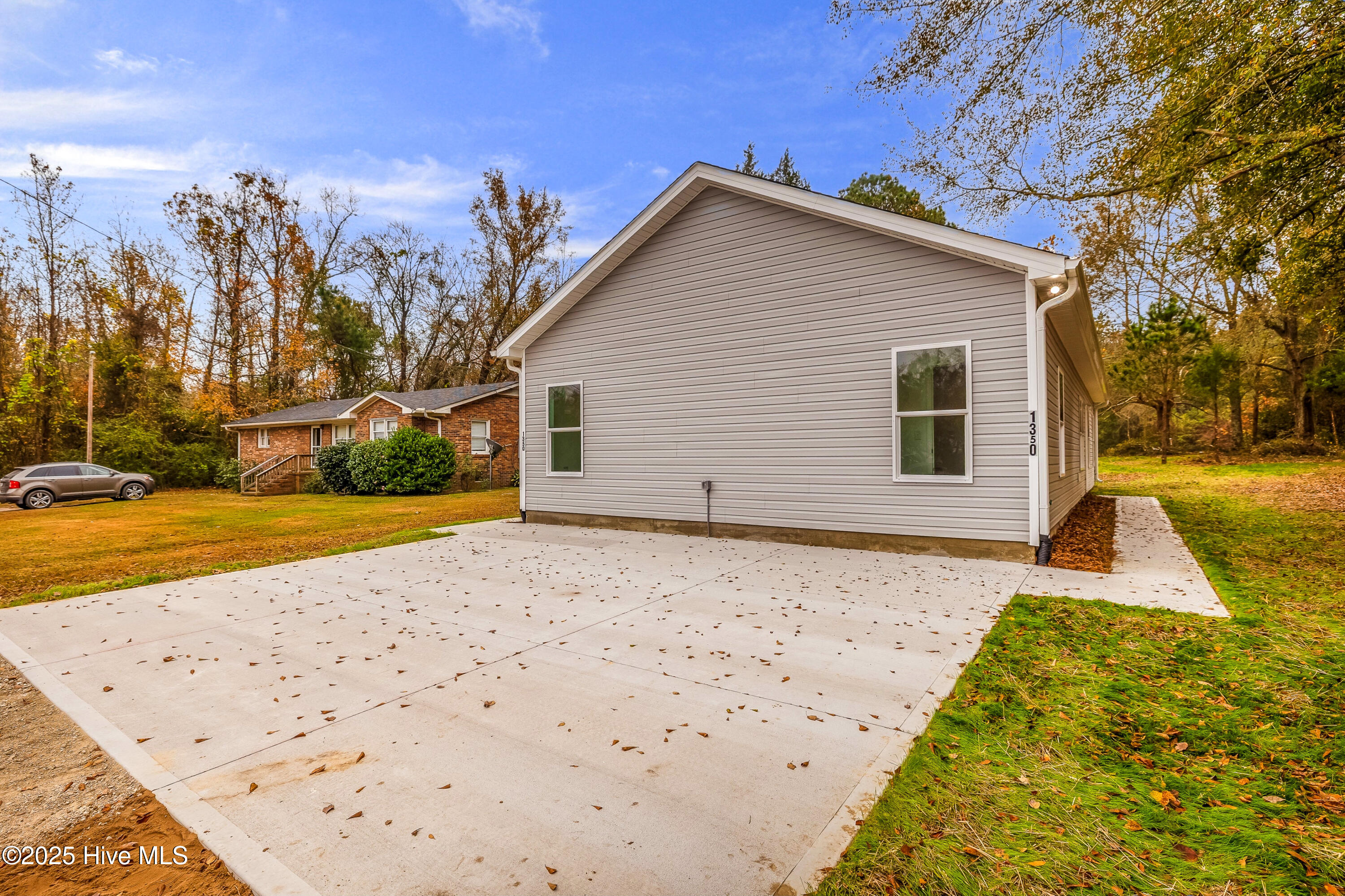1350 Croomsbridge Road Burgaw, NC 28425 - Photo 2 of 37 1Q3A0218(3)-Edit--web-2