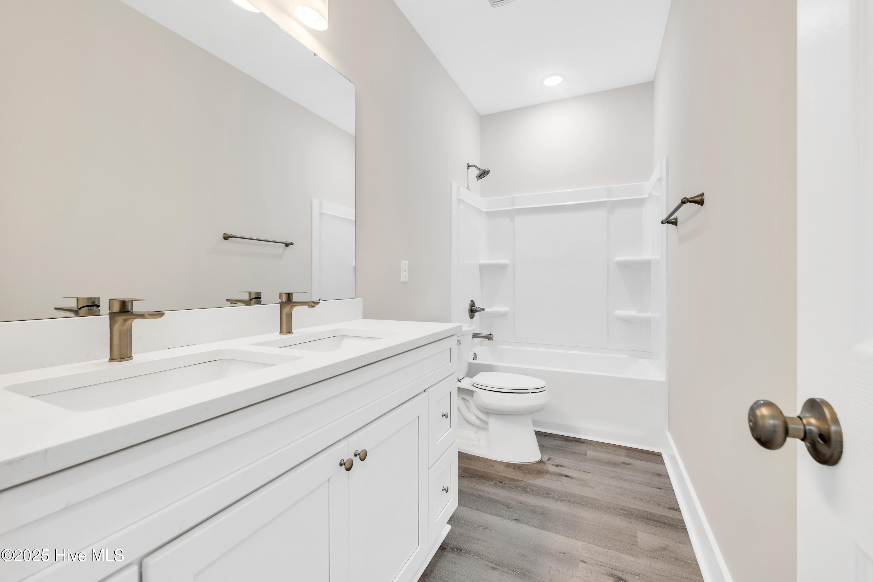 1350 Croomsbridge Road Burgaw, NC 28425 - Photo 6 of 37 1Q3A0267