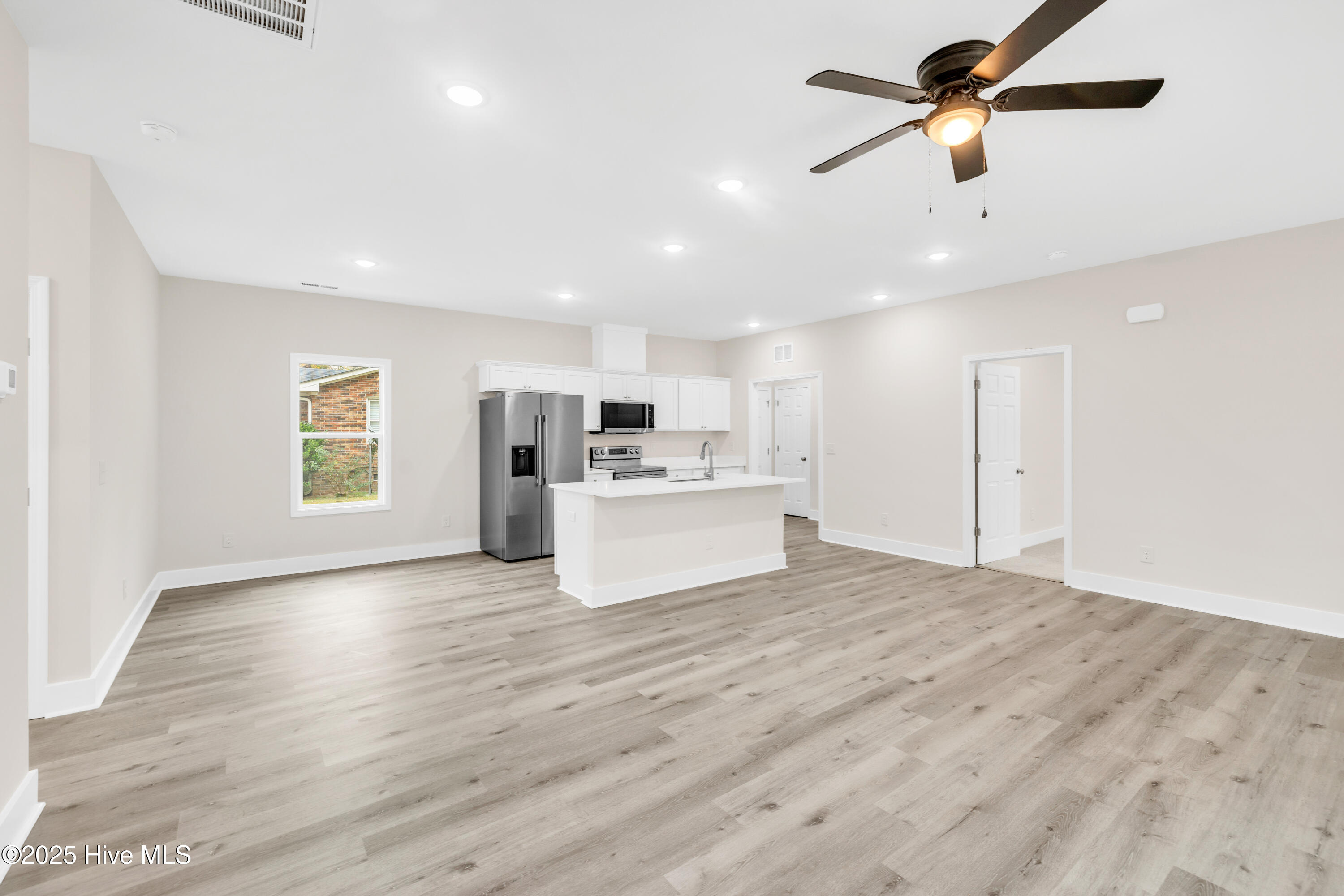 1350 Croomsbridge Road Burgaw, NC 28425 - Photo 7 of 37 1Q3A0363