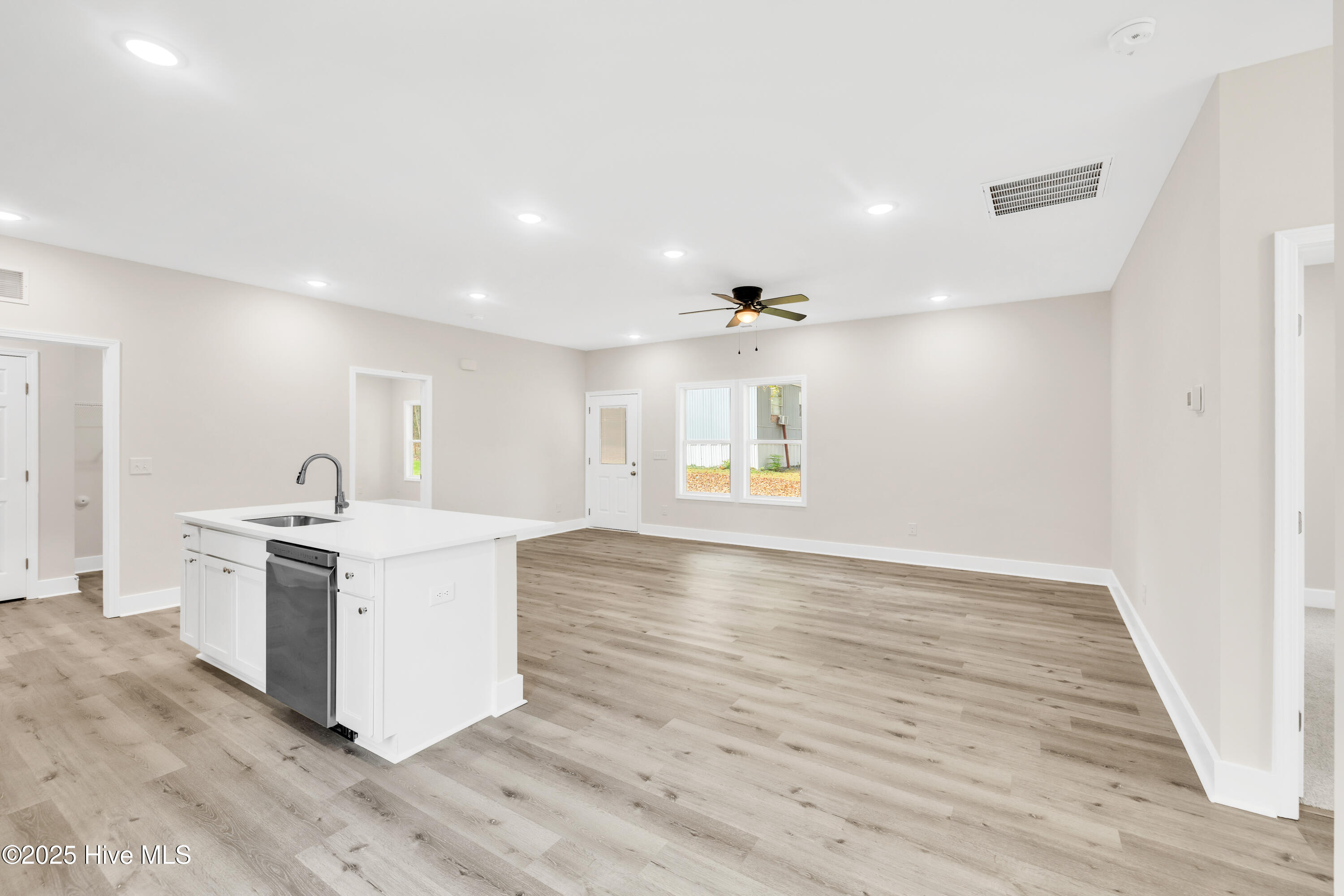 1350 Croomsbridge Road Burgaw, NC 28425 - Photo 9 of 37 1Q3A0407