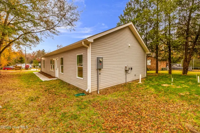 $299,000 | 1350 Croomsbridge Road, Burgaw, NC 28425