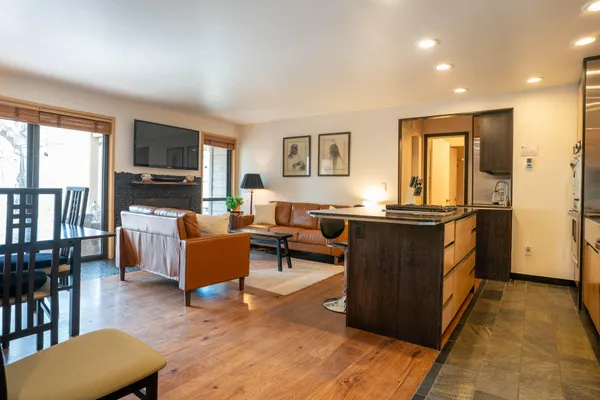 $925,000 | 2248 Bonne Vie Condo Road, Sun Valley, ID 83353