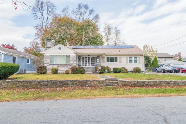 $530,000 | 9 Farnum Avenue, North Providence, RI 02911