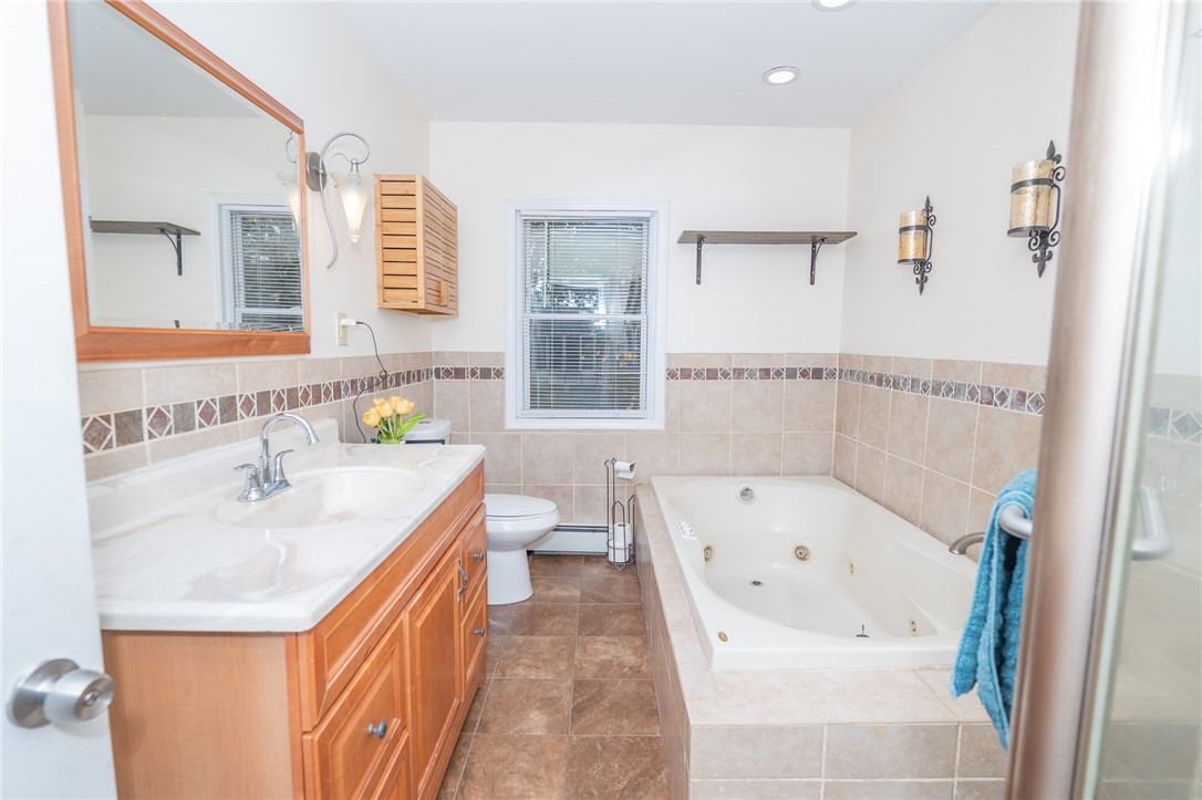 9 Farnum Avenue North Providence, RI 02911 - Photo 13 of 25