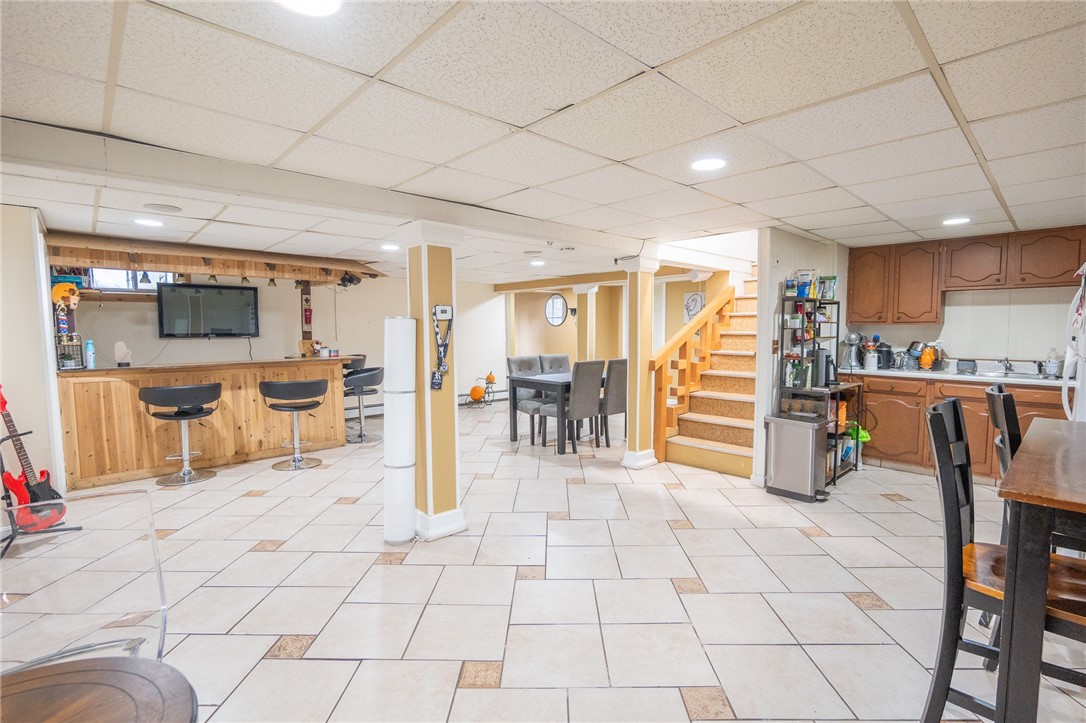 9 Farnum Avenue North Providence, RI 02911 - Photo 15 of 25